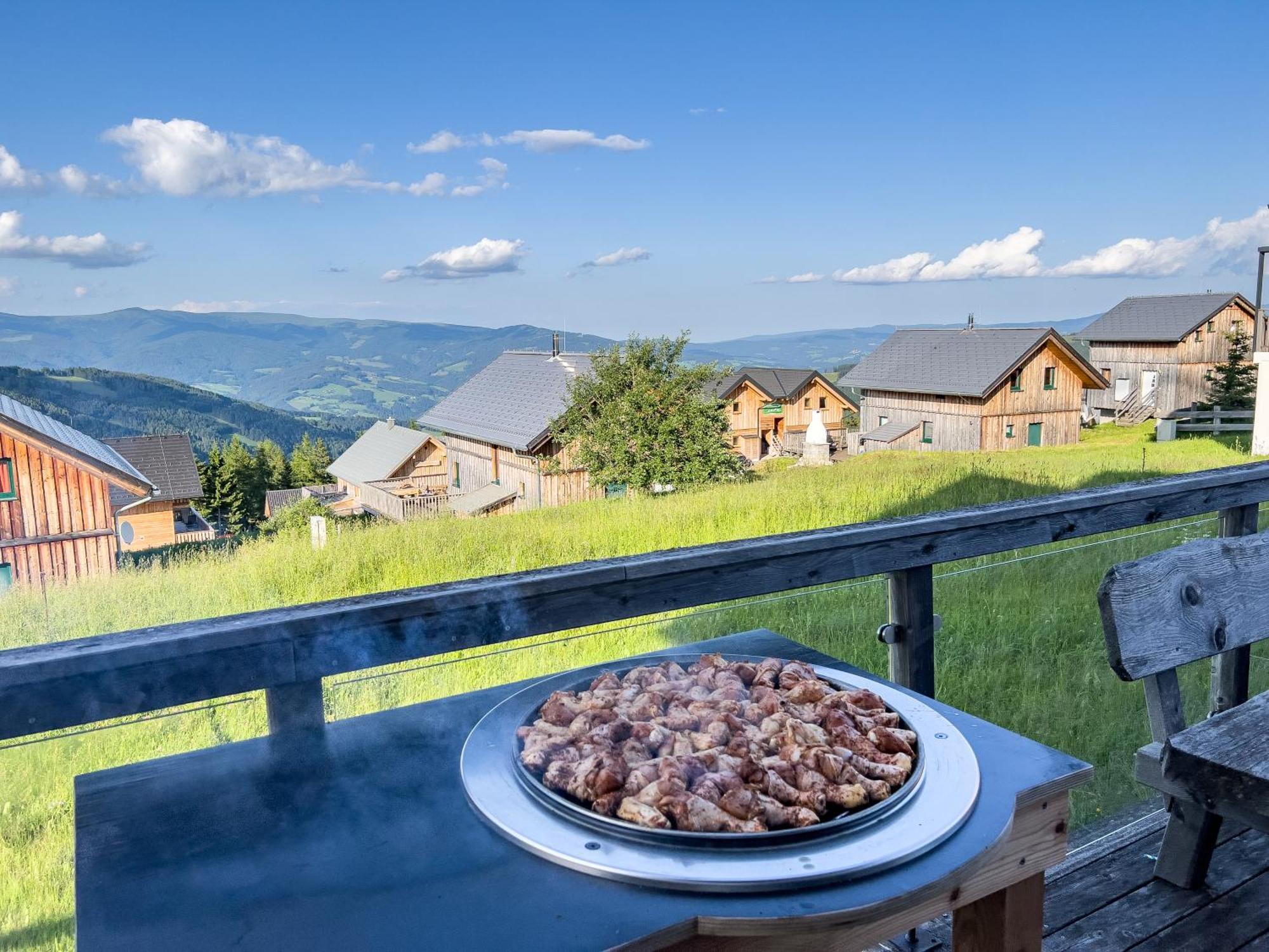 1A Chalet '4 Jahreszeiten' Ski Fahren Und Jacuzzi Mit Aussicht! Bad Sankt Leonhard im Lavanttal Luaran gambar