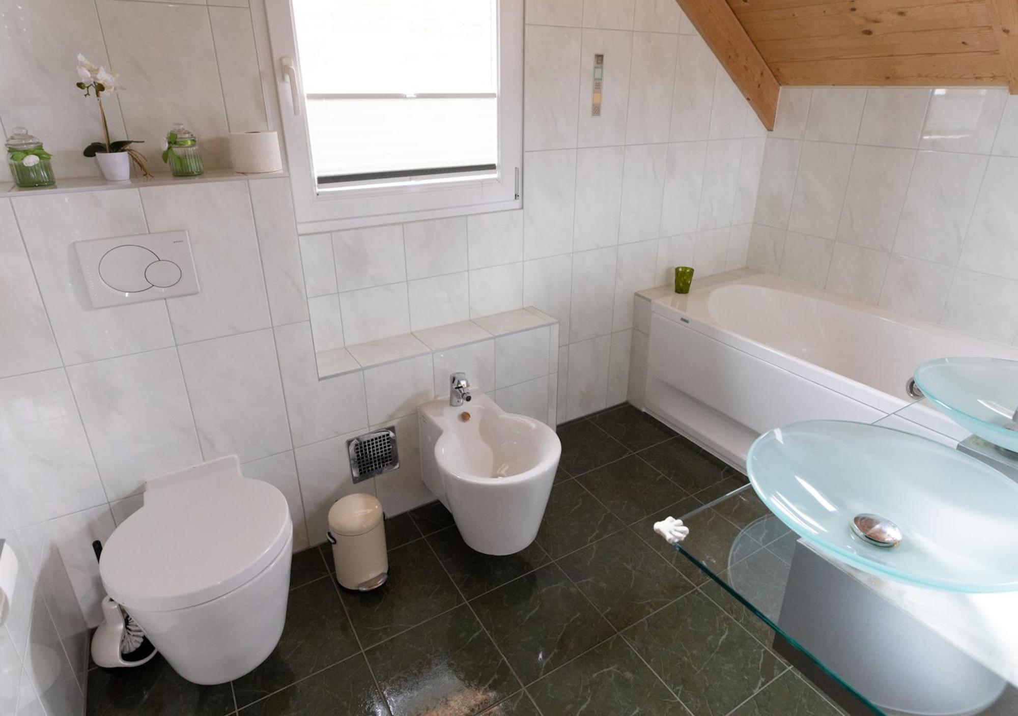 1A Chalet '4 Jahreszeiten' Ski Fahren Und Jacuzzi Mit Aussicht! Bad Sankt Leonhard im Lavanttal Luaran gambar
