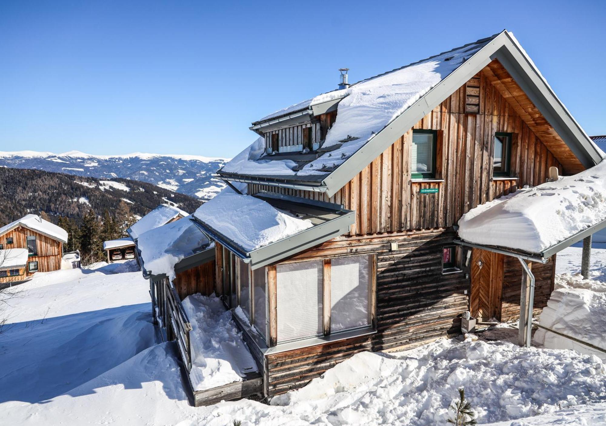 1A Chalet '4 Jahreszeiten' Ski Fahren Und Jacuzzi Mit Aussicht! Bad Sankt Leonhard im Lavanttal Luaran gambar